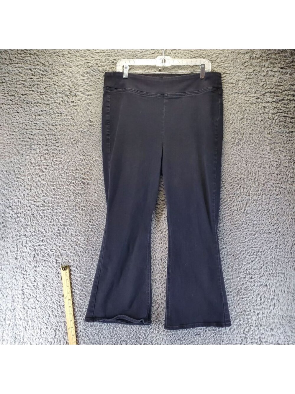 Old Navy Jeans Womens 14 Black High-Rise Weekender Flare Stretch Pull-On Crop